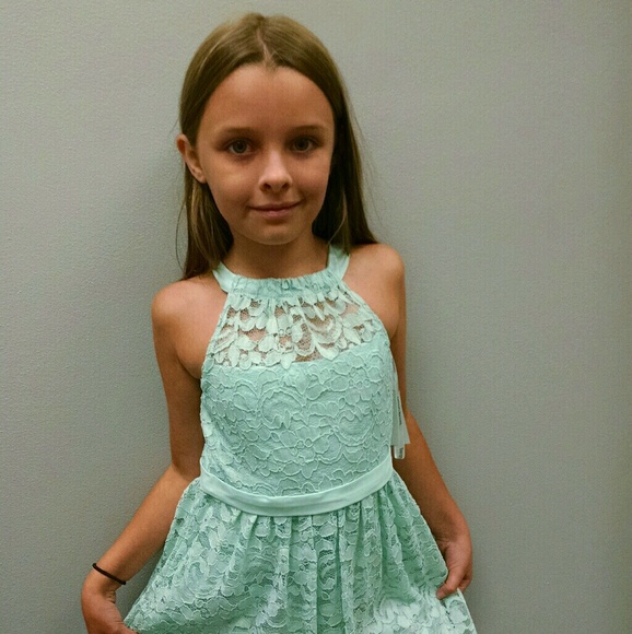 Meet your Posher, Natalie - Picture 1 of 1